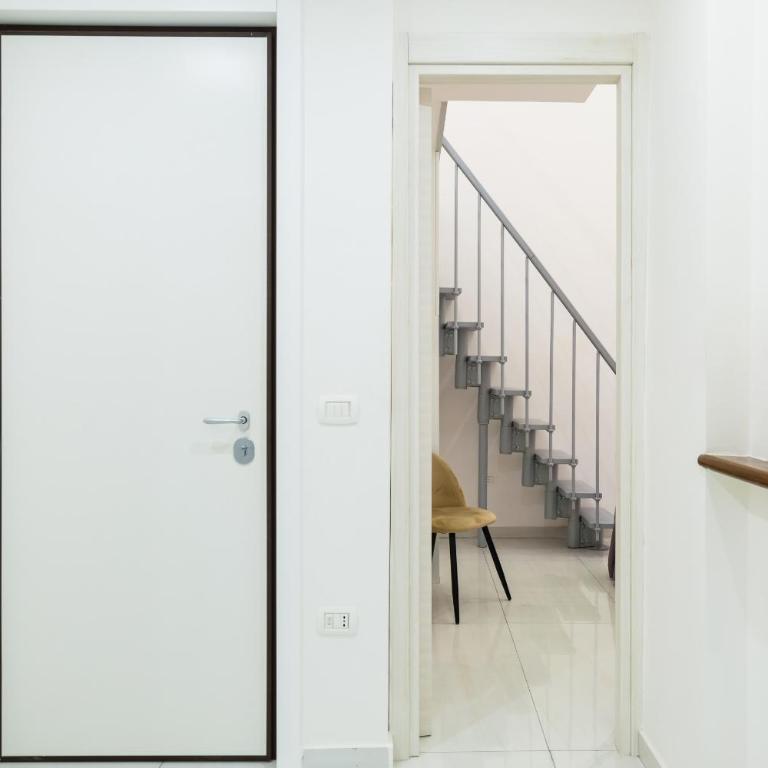 Appartamentino ai Quartieri Spagnoli - Appartamento Loft con 1 Camera da Letto e Balcone - 24
