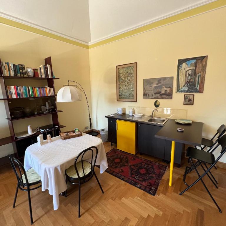 Suite Ursino - Appartamento con 1 Camera da Letto - 5