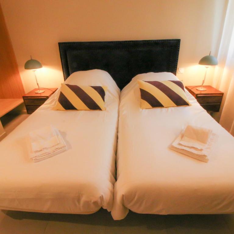 Le Celya, Jacuzzi et Parking Privatif avec Borne de Recharge Voiture Electrique - Apartment mit 2 Schlafzimmern - 14