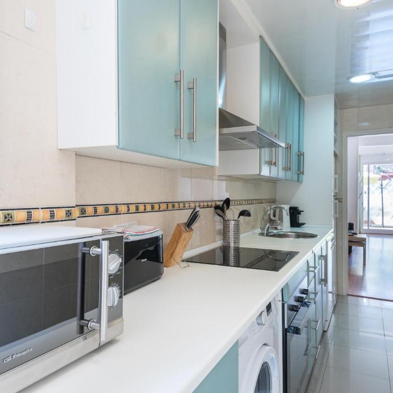 Apartment with terrace a step away from Montjuic, Barcelona - Two-Bedroom Apartment - 8