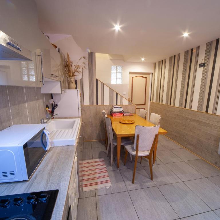 Venez Rêver Béziers CENTRE et GARE il y a plus cher mais c est moins bien - Chambre Deluxe - 4