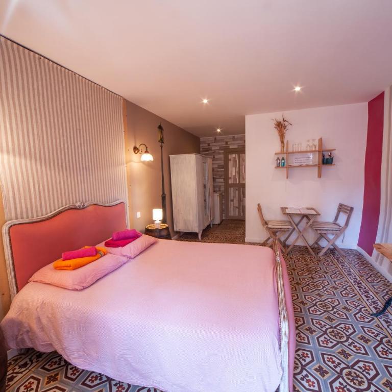 Venez Rêver Béziers CENTRE et GARE il y a plus cher mais c est moins bien - Chambre Double - 1