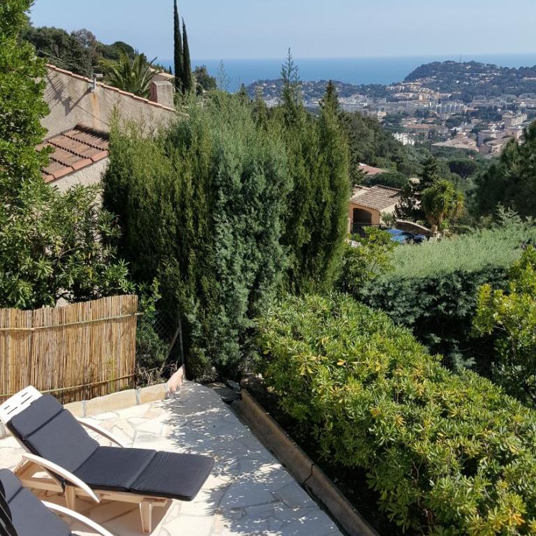APPARTEMENT REZ DE JARDIN DANS VILLA VUE MER - Apartamento de 1 dormitorio - 6