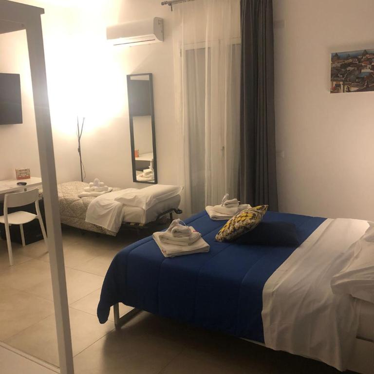 B&B Bellavista - Deluxe Double Room with Balcony - 9