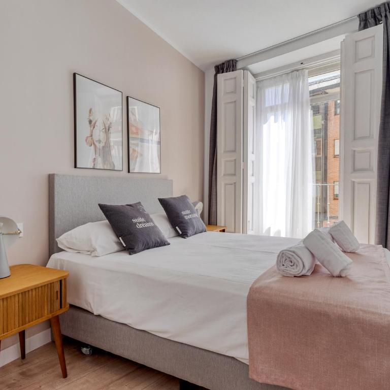 Limehome Madrid Calle Ave María - estancia temporal - Two-Bedroom Apartment with Balcony - 13