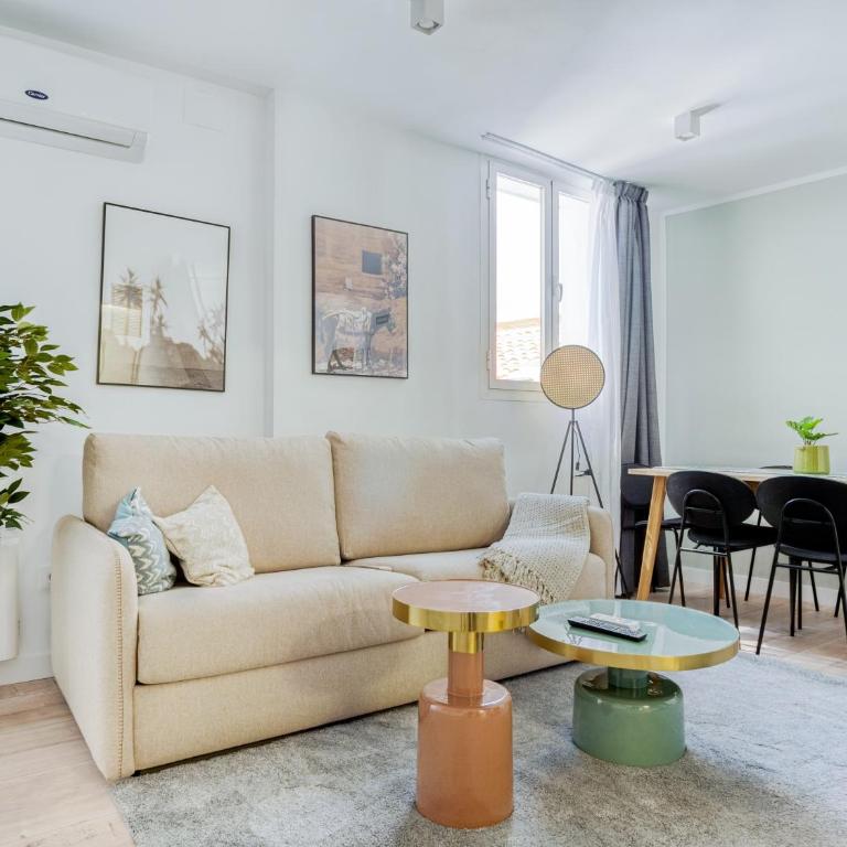 Limehome Madrid Calle Ave María - estancia temporal - Two-Bedroom Duplex Apartment - 7