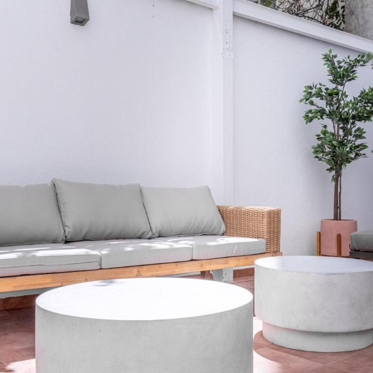 Limehome Madrid Calle Ave María - estancia temporal - One-Bedroom Apartment with Terrace - 2