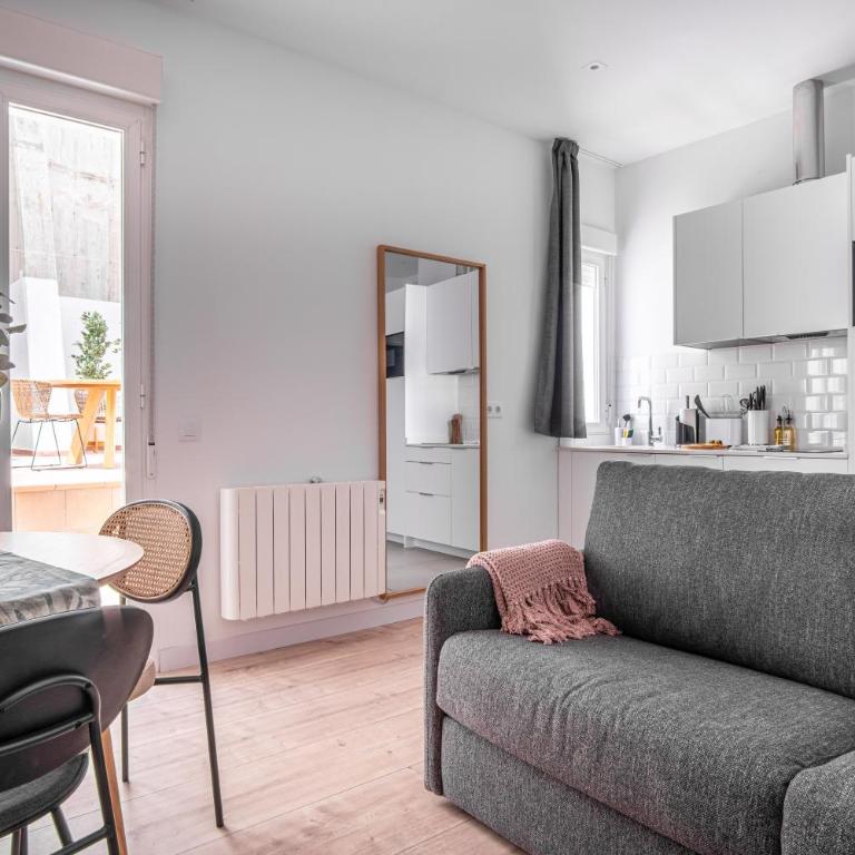 Limehome Madrid Calle Ave María - estancia temporal - One-Bedroom Apartment with Terrace - 4