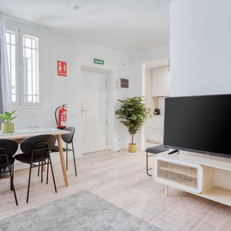 Limehome Madrid Calle Ave María - estancia temporal - One-Bedroom Apartment - 6