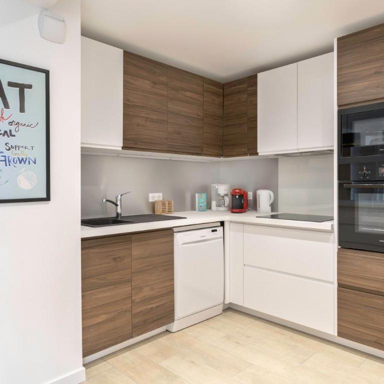 À 500m de la plage, appartement pour 7 - Apartment - 10