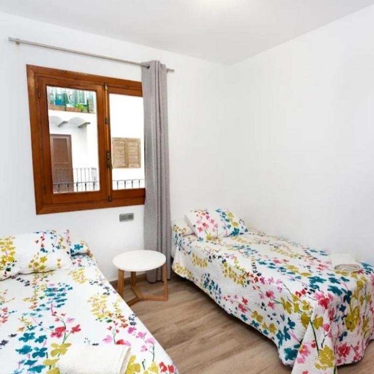 BONITO APARTAMENTO PARA 4 PERSONAS, CENTRO DE MORAIRA - Two-Bedroom Apartment - 2