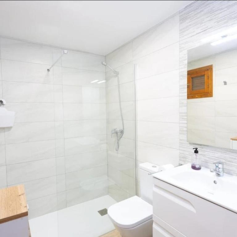 BONITO APARTAMENTO PARA 4 PERSONAS, CENTRO DE MORAIRA - Two-Bedroom Apartment - 4
