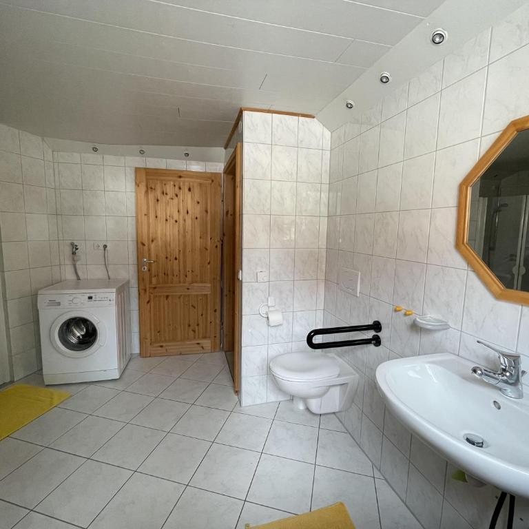 Landhaus Tuffentsammer - Apartment mit 2 Schlafzimmern und Dusche - 12