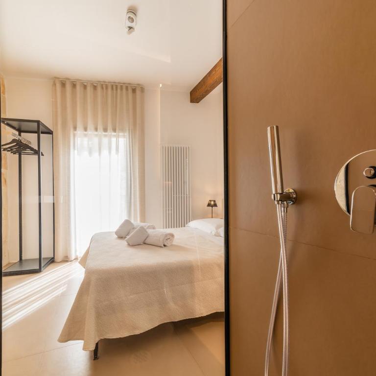B&B A C-Caste - Camera Matrimoniale con Balcone - 6