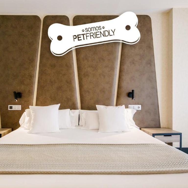 Ilunion Málaga - Habitación Doble Estándar - Admite mascotas - 3