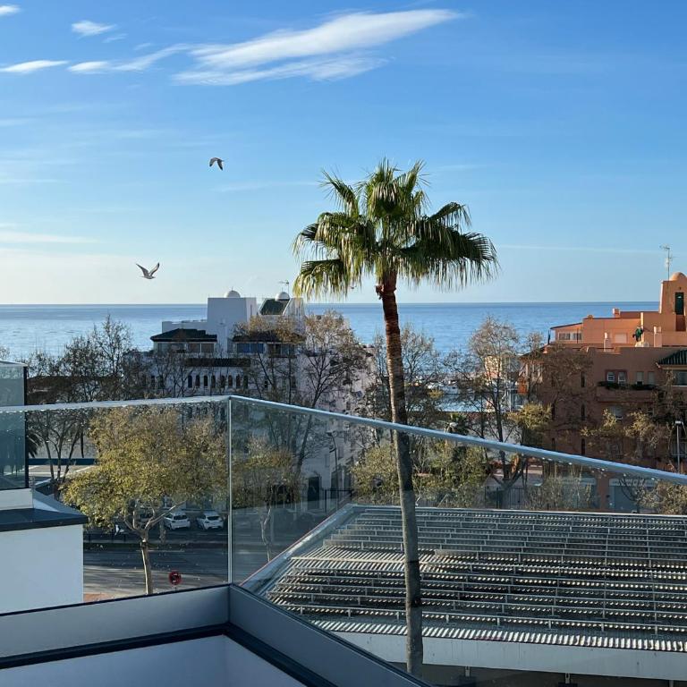 New build modern ap 4 min walk to the beach and Marbella old town - Apartamento de 2 dormitorios - 1
