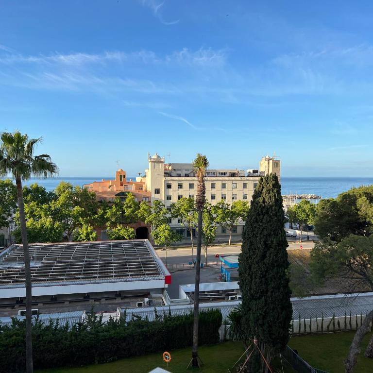 New build modern ap 4 min walk to the beach and Marbella old town - Apartamento de 2 dormitorios - 2