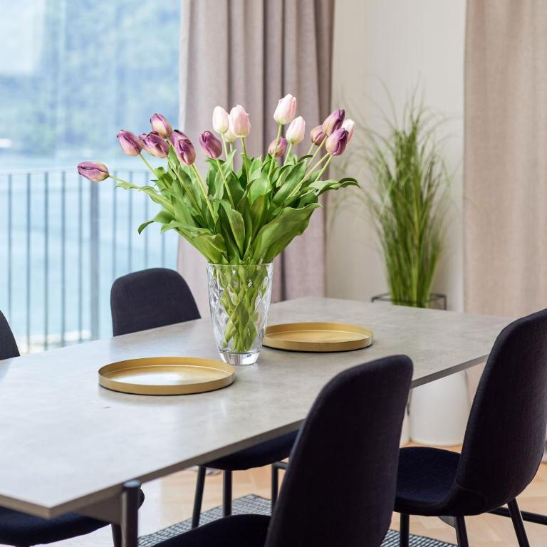 Olga's Piece of Paradise in Kotor - Three-Bedroom Apartment - 13