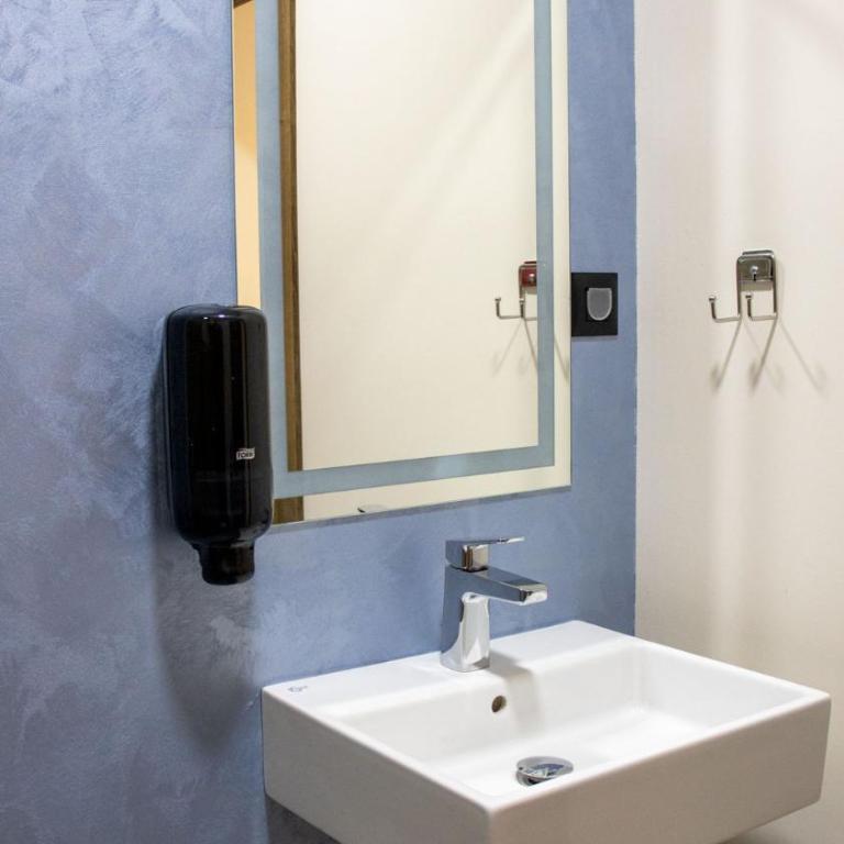 ELEVENROOMS - Deluks Dvokrevetna Soba s Bračnim Krevetom (2 odrasle osobe + 1 dete) - 3