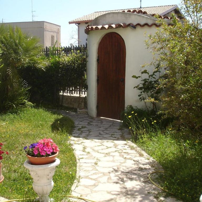 Villa immersa nel verde, spiaggia a 200m - Appartamento con 3 Camere da Letto - 23