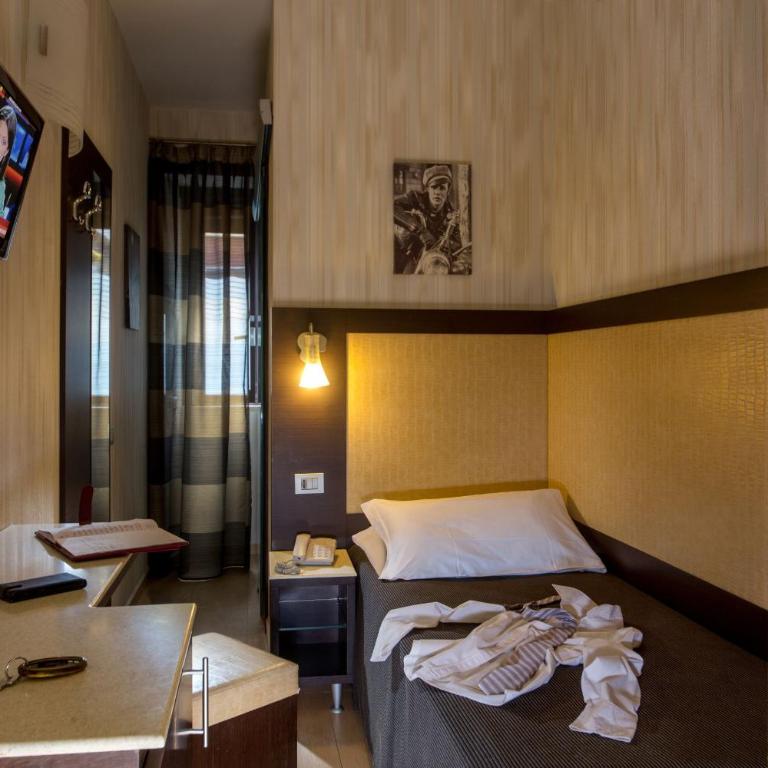 Hotel Dei Mille - Camera Singola Standard - 1
