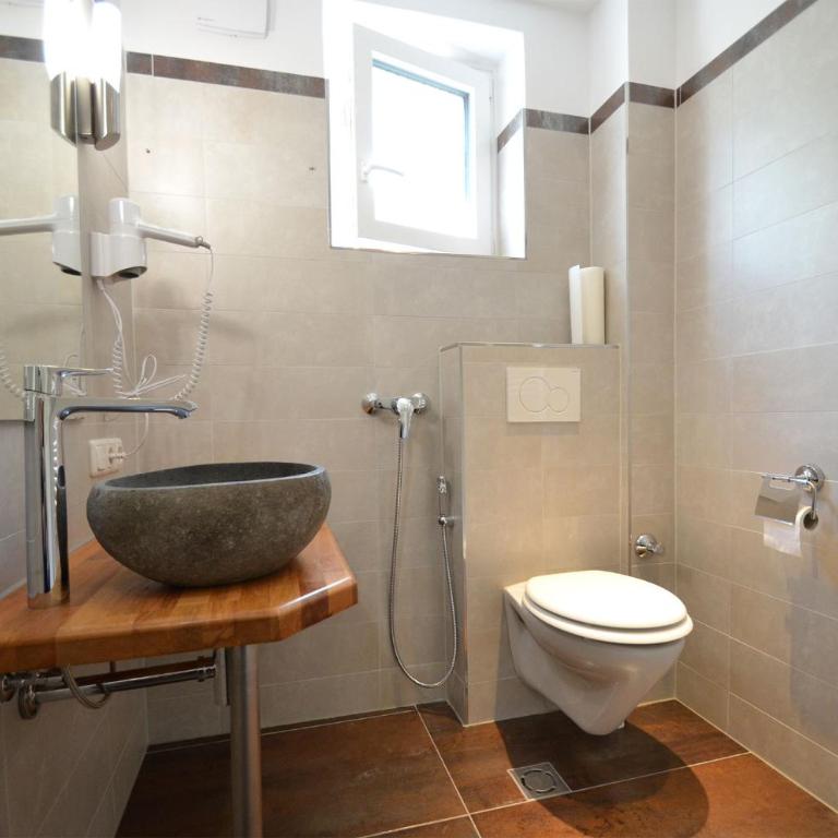Deluxe Studio Kaprun by All in One Apartments - Studio-Apartment mit Balkon - 2