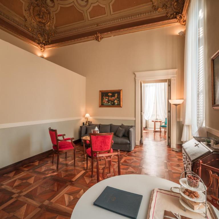 Royal Palace Hotel - Suite King Deluxe - 9