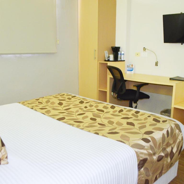 Sleep Inn Mazatlan - Queen Room - Non-Smoking - 7