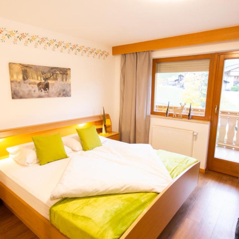 Almhotel Bergerhof - Doppelzimmer mit Balkon - 6