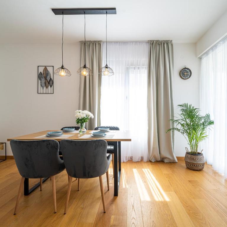 Luxury dream view apartment - One-Bedroom Apartment - 2