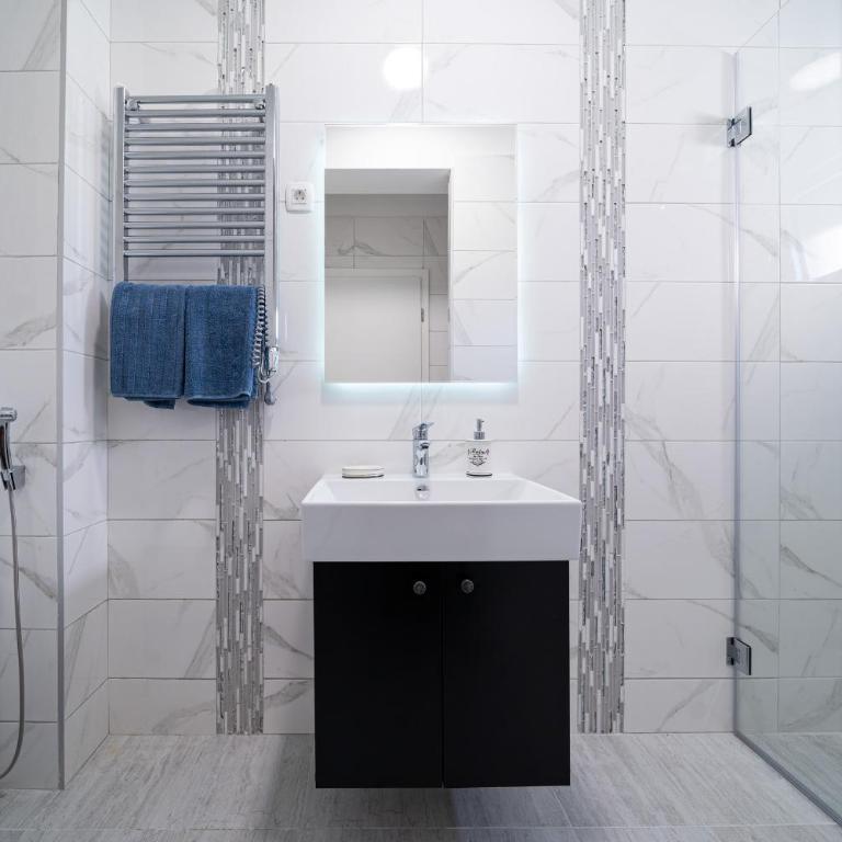 Luxury dream view apartment - One-Bedroom Apartment - 33