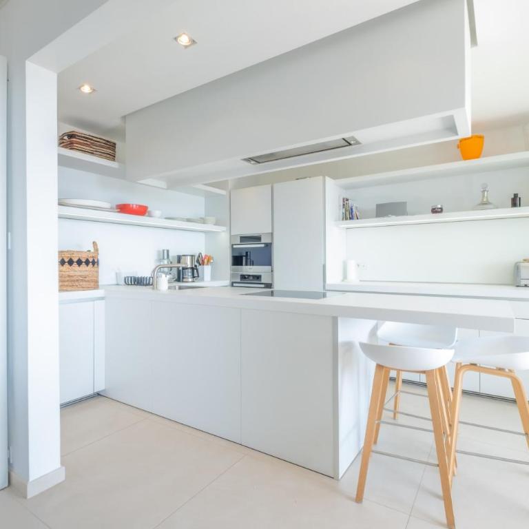 SERRENDY 3 pièces sur les hauteurs de Cannes dans domaine de standing ! - Appartement - 12