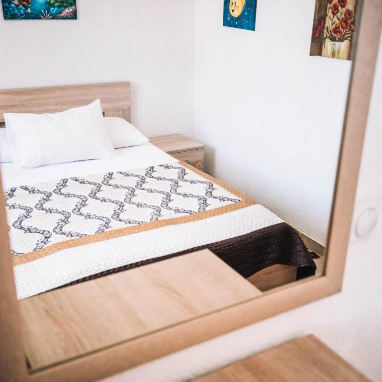 Bivalvia Apartments - Two-Bedroom Apartment with Balcony and Sea View - 7