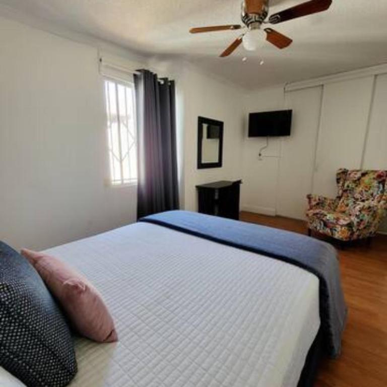 COZY CASITA EN PLAYAS DE TIJUANA - Two-Bedroom House - 12