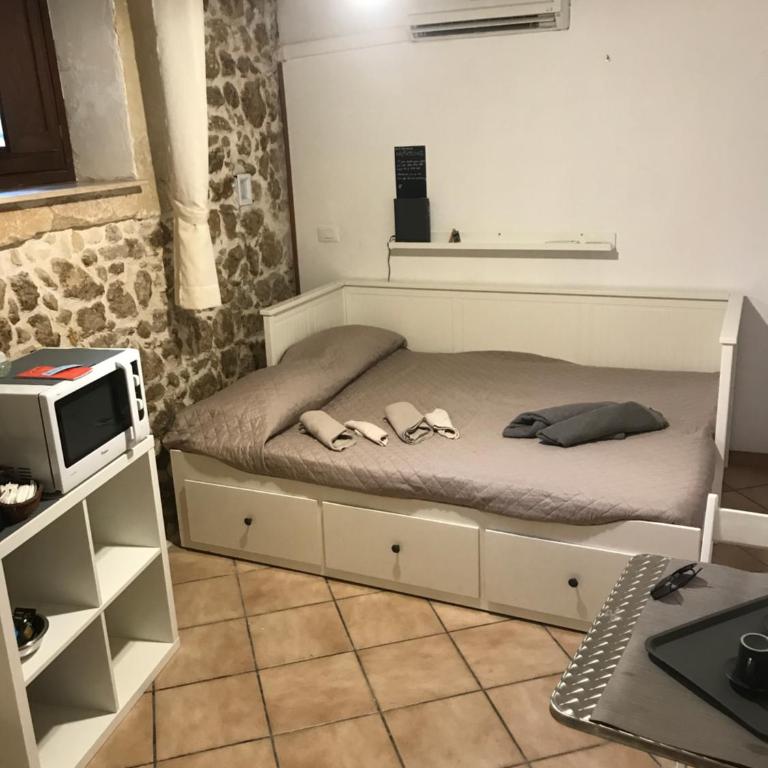 Casa ARETUSKA - One-Bedroom House - 1