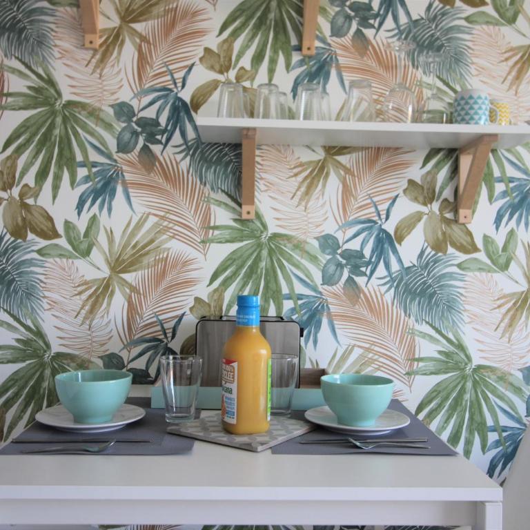 Studio climatisé tout confort à 2 pas de la mer avec parking privé - Appartement 1 Chambre - 7