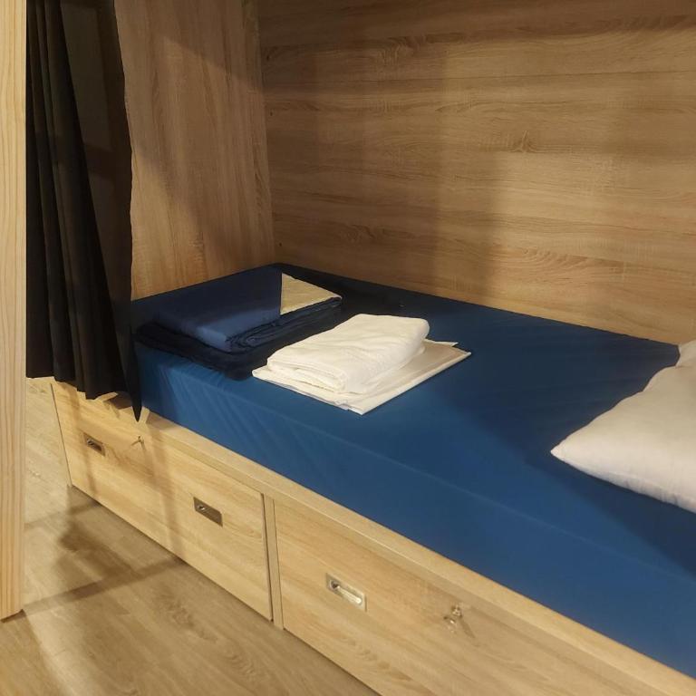 Albergue GBC Pontevedra - Litera en habitación compartida mixta - 3