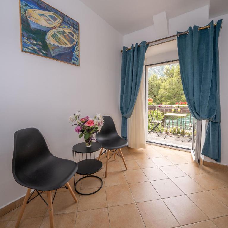 Dobrota Blue - Apartment with Sea View - 10