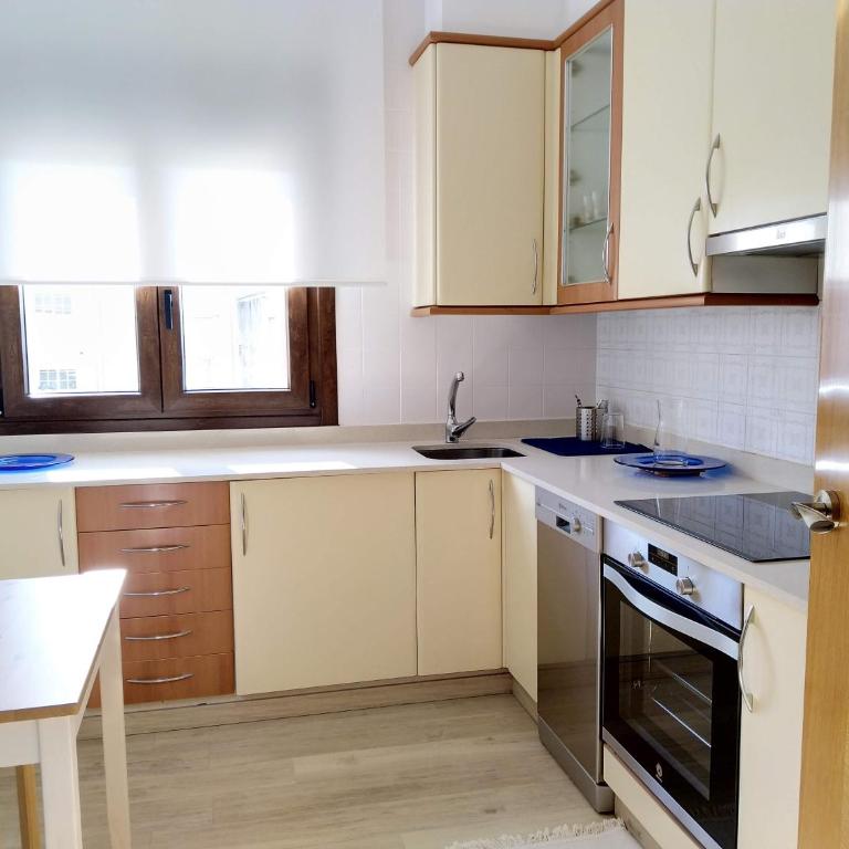 Apartamento Sanxenxo - Progreso 39 - Three-Bedroom Apartment - 4