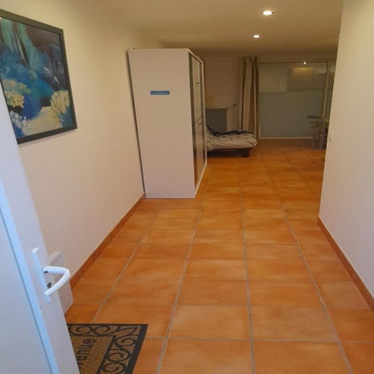RÉSID'AZUR APPARTEMENT T2-PMR- Piscine privée - Appartement - Vue sur Piscine - 11