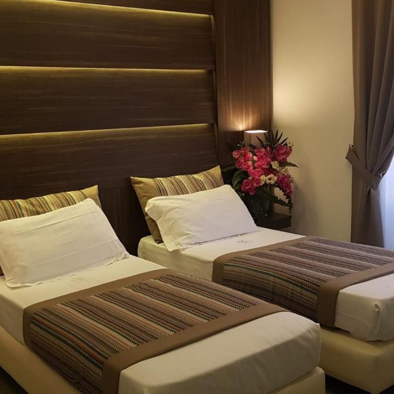 Palazzo Firenze - Twin Room - 3