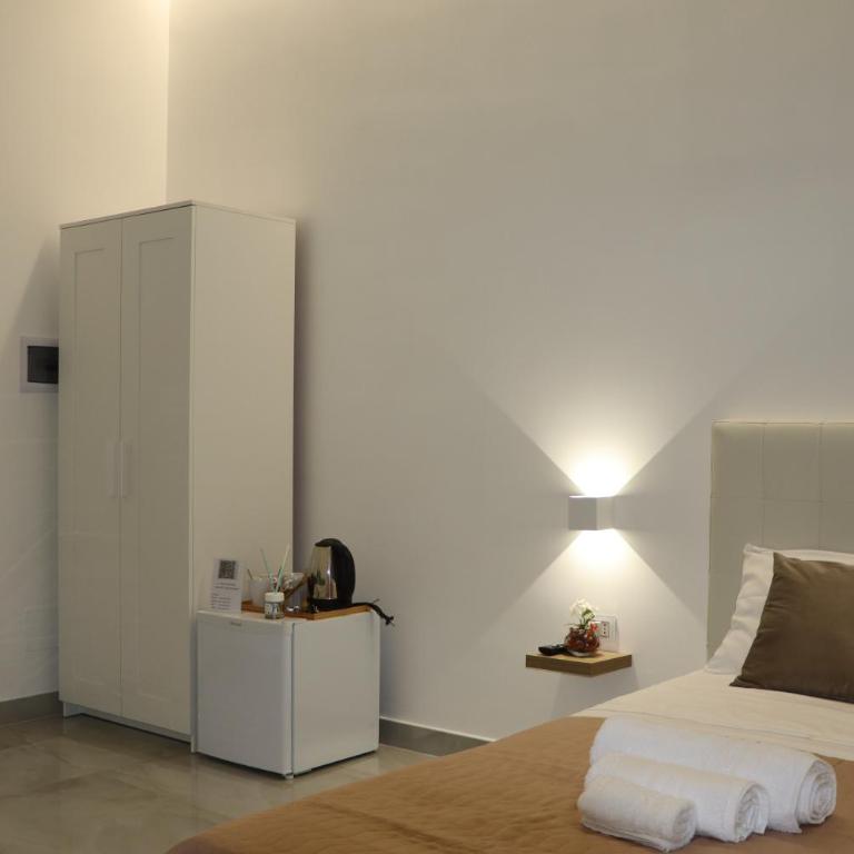 Barbaro Suite & Apartment - Camera Quadrupla con Balcone - 17