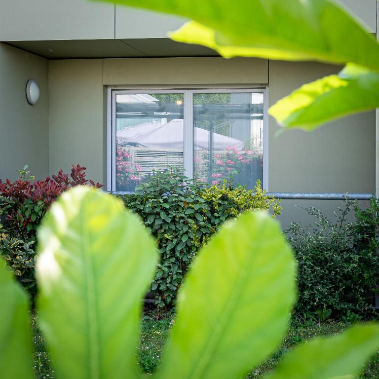 Hotel Libera Spa et Restaurant Caen Colombelles - Standard plus room with balcony or terrace - 16