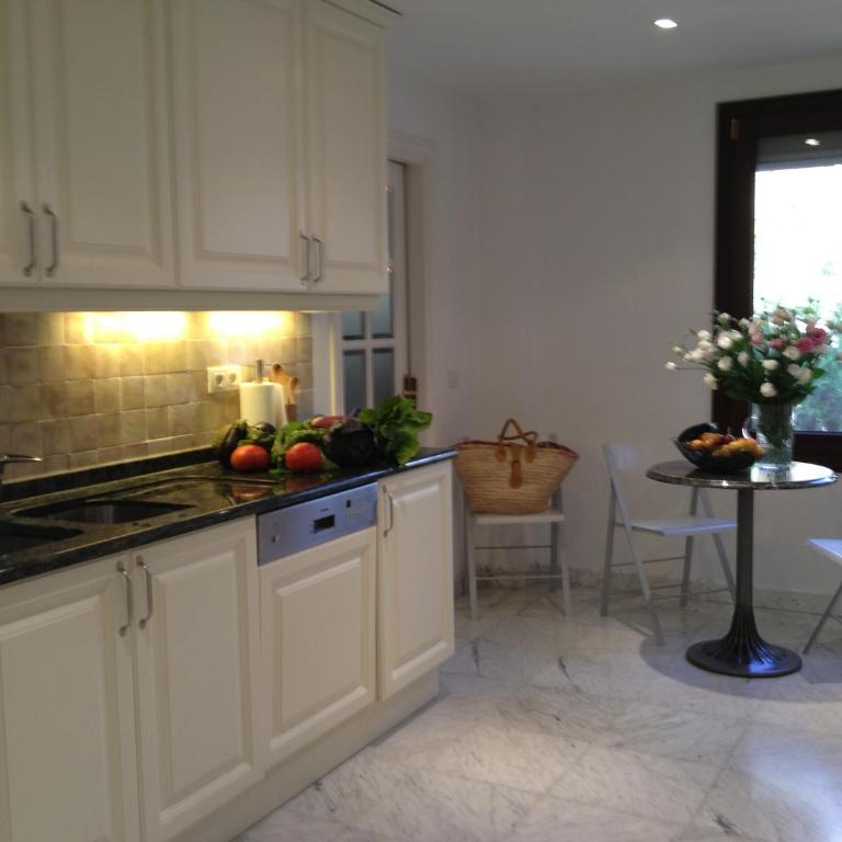 STUNNING 175 m2 APARTMENT with TERRACE and JACUZZI - Apartamento de 2 dormitorios - 22