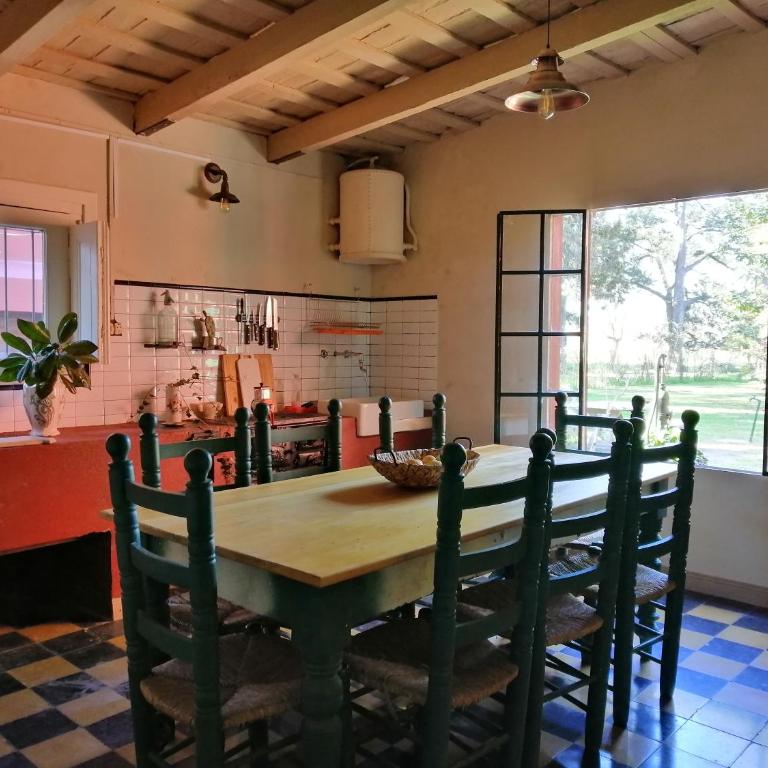 Los Pinos, cálida casa de campo en Tomas Jofre - Two-Bedroom House - 9