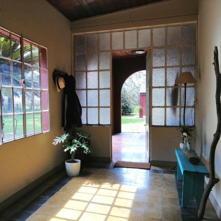 Los Pinos, cálida casa de campo en Tomas Jofre - Two-Bedroom House - 5