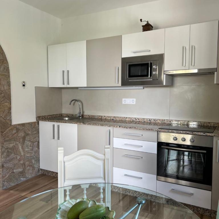Casa rural con baño adaptado y piscina en Mogán - Apartamento de 2 dormitorios - 34