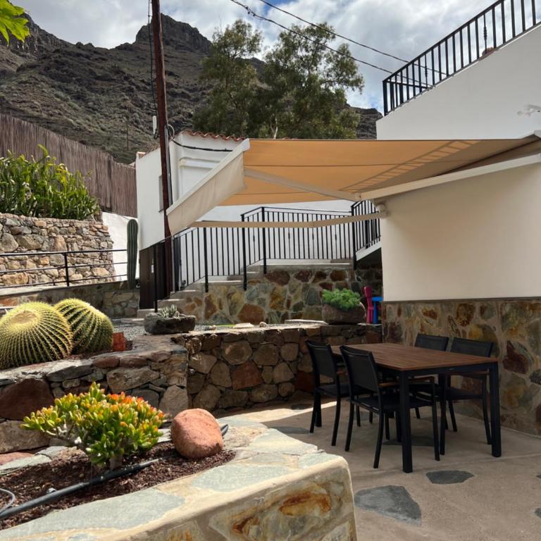 Casa rural con baño adaptado y piscina en Mogán - Apartamento de 2 dormitorios - 18
