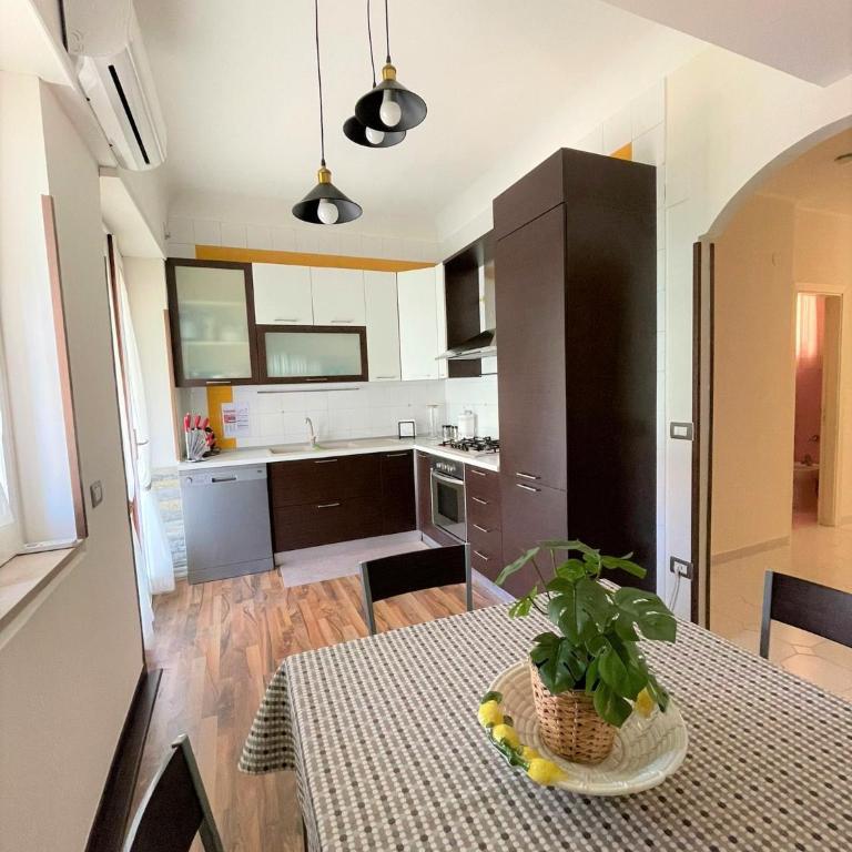Emy House Sorrento - Three-Bedroom Apartment - 13