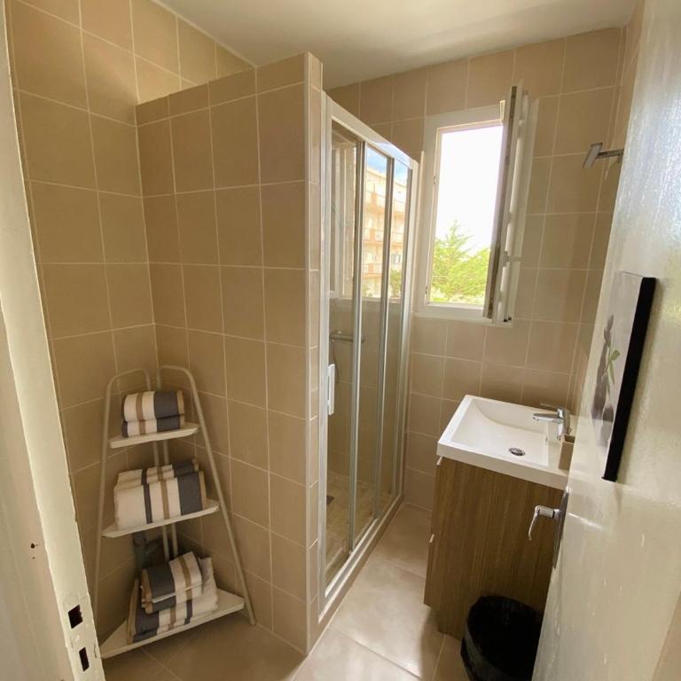 La maison de Jade Le Mabrouka donne une place pour la réserve africaine valable jusqua fin septembre - Maison 1 Chambre - 5